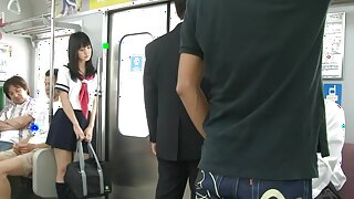 Alami pengalaman liar dengan remaja Asia yang menakjubkan, Kotomi Asakura, dalam filem VR hardcore.